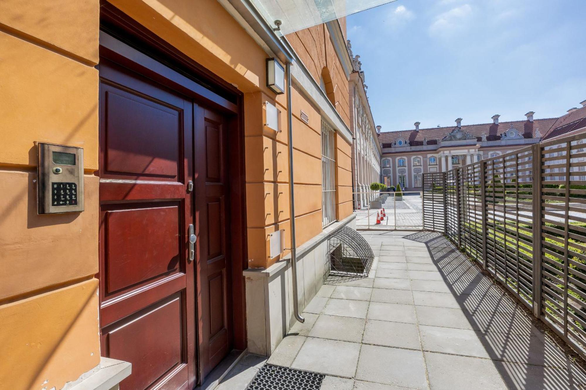 Heart Of The Old Town Royal Apartments By Noclegi Renters وارسو المظهر الخارجي الصورة